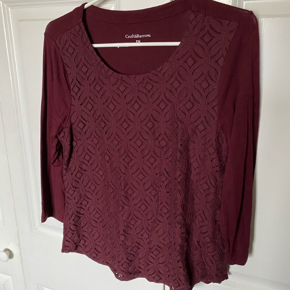 Croft and Barrow crochet top. Petite medium